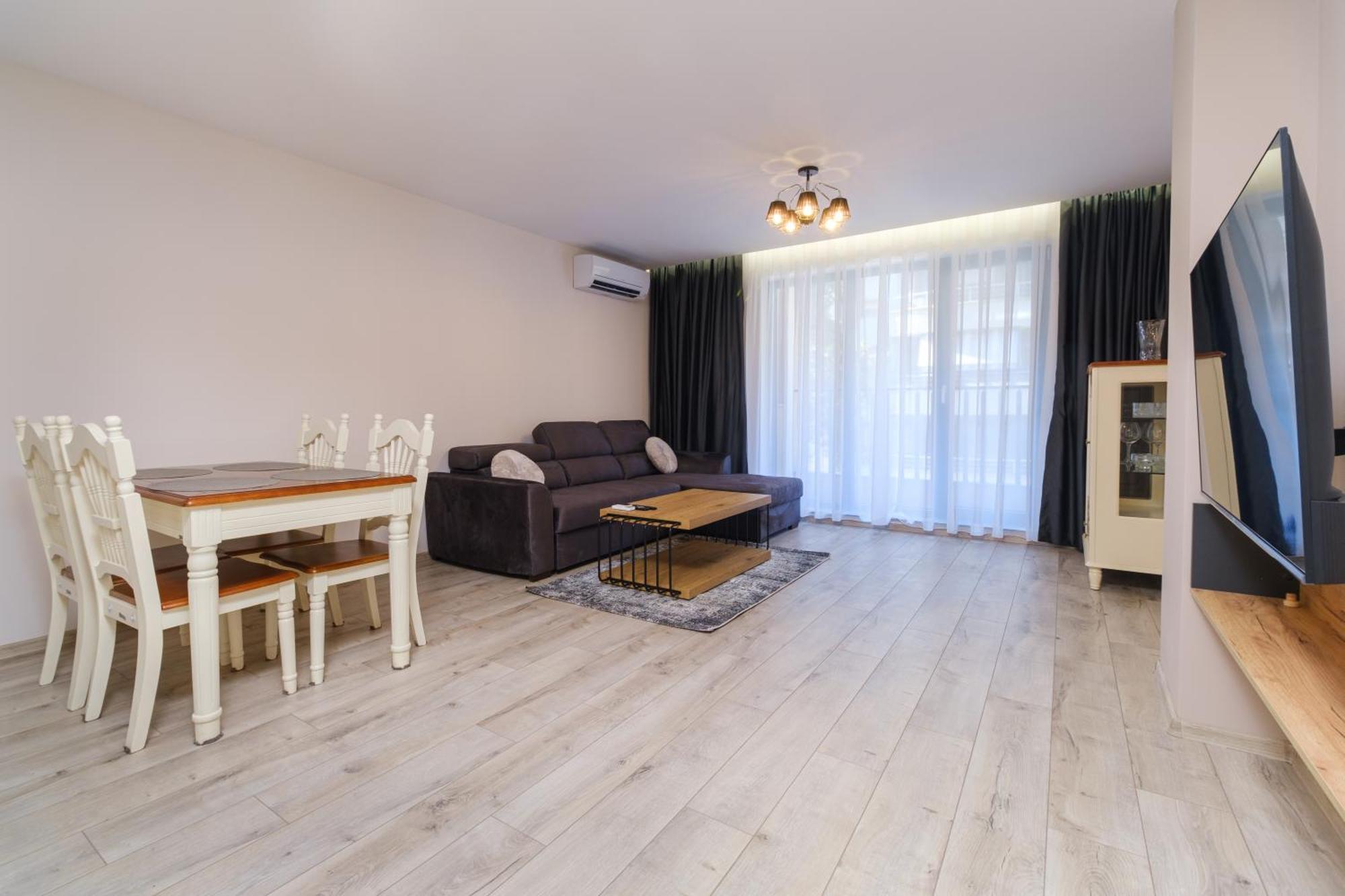 Ldv 13 1-Bedroom Apartments Free Private Parking พลอฟดิฟ ภายนอก รูปภาพ