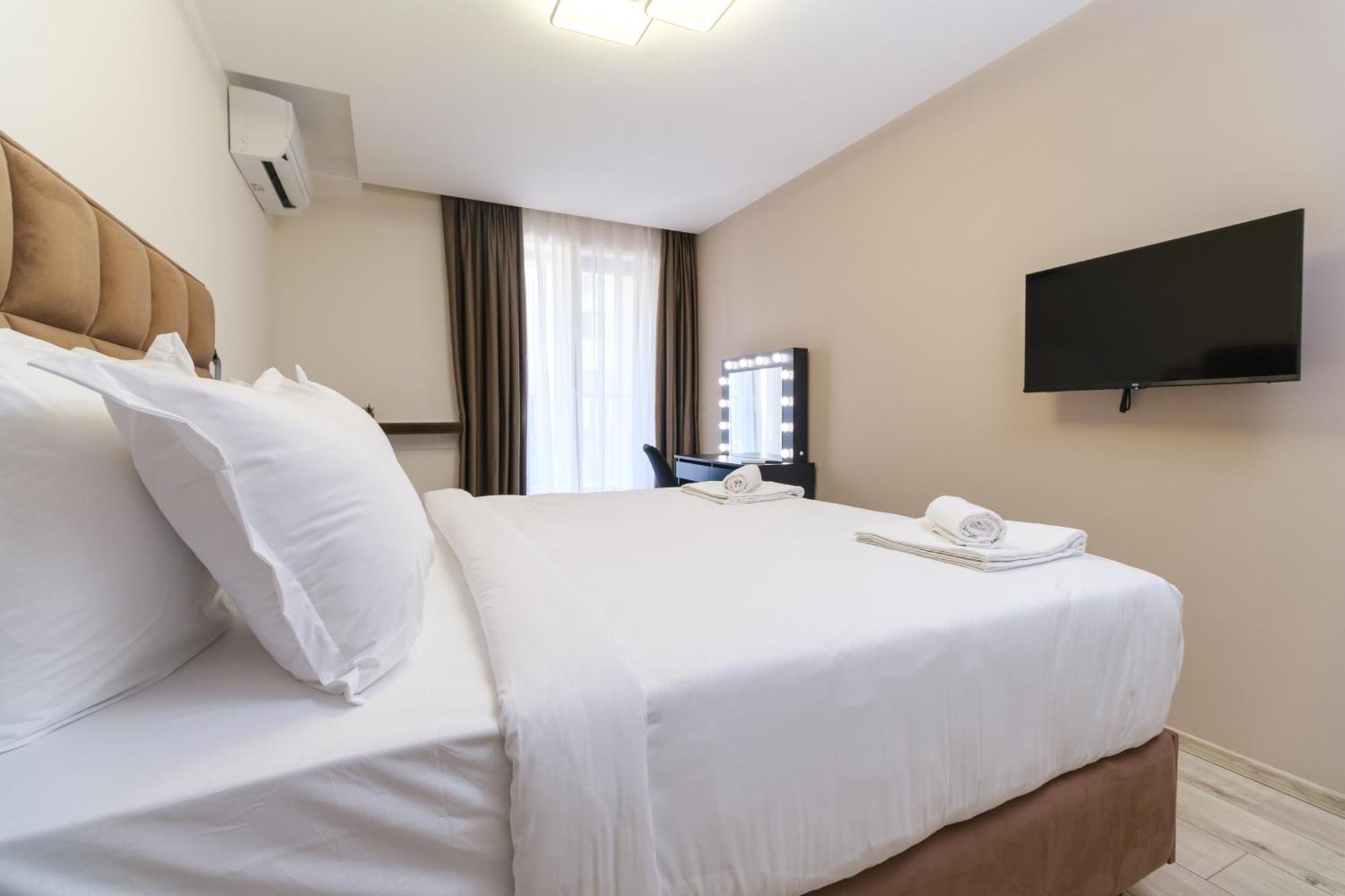 Ldv 13 1-Bedroom Apartments Free Private Parking พลอฟดิฟ ภายนอก รูปภาพ