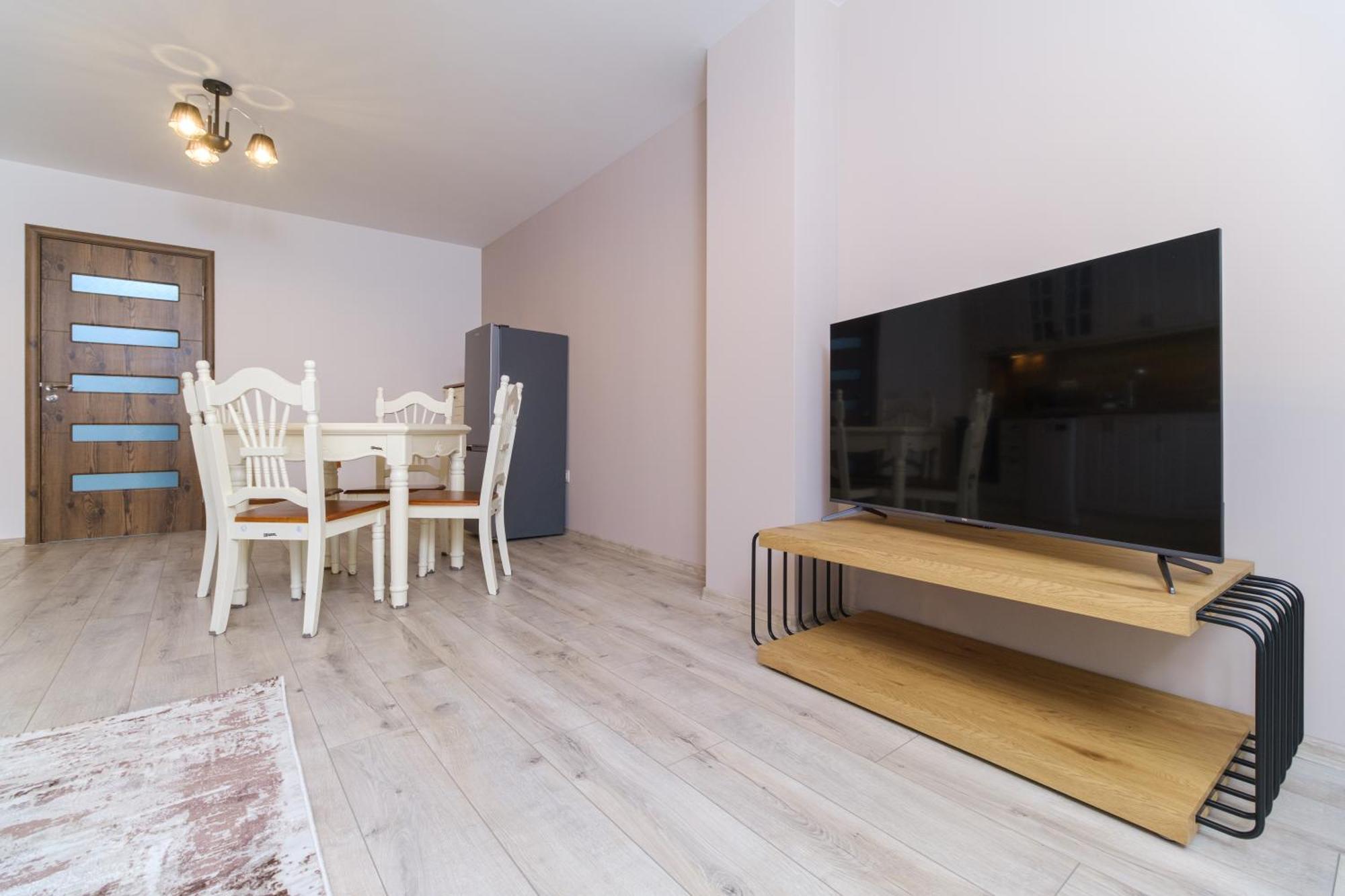 Ldv 13 1-Bedroom Apartments Free Private Parking พลอฟดิฟ ภายนอก รูปภาพ
