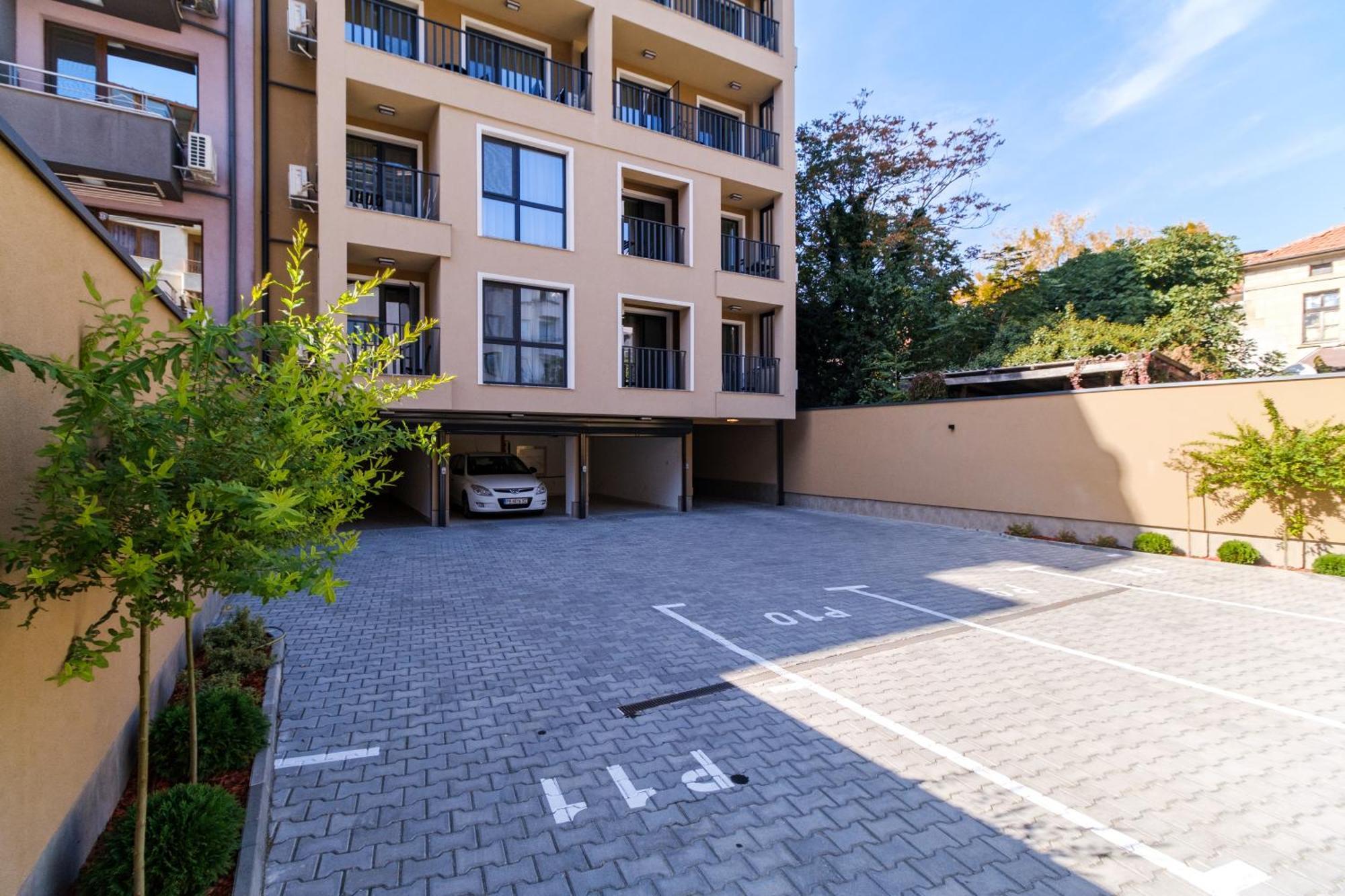 Ldv 13 1-Bedroom Apartments Free Private Parking พลอฟดิฟ ภายนอก รูปภาพ